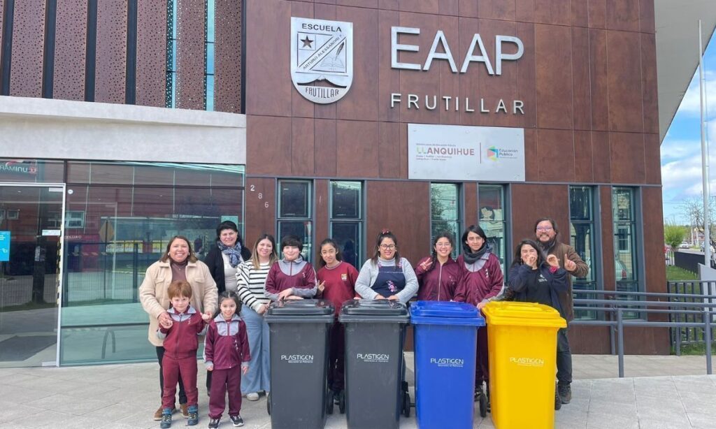 Instalan punto de reciclaje número 100 en escuelas de la Provincia de Llanquihue