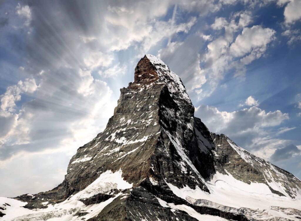 España se queda sin hielo de montaña y sin glaciares por el cambio climático