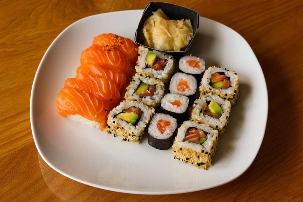 Sushi, una alternativa saludable: disfrutarlo sin riesgos