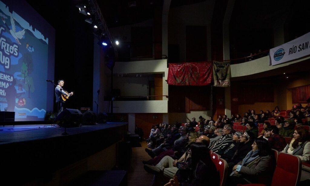 Todo un éxito fue el encuentro ciudadano por la defensa de la Norma Secundaria del río Valdivia