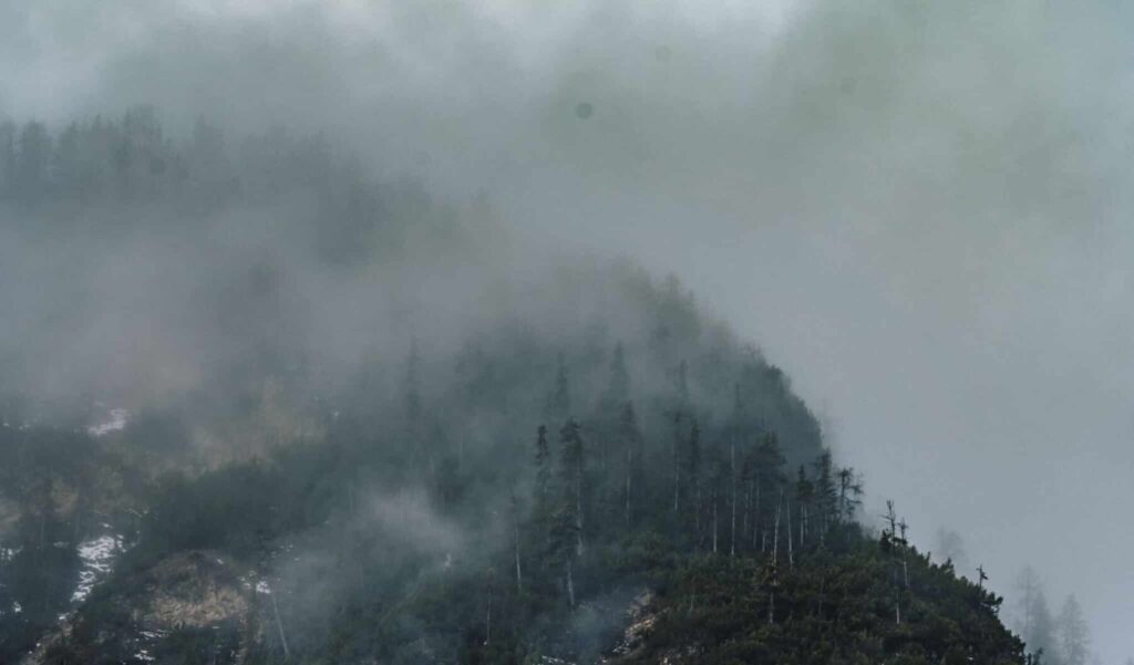 Los intensos y múltiples incendios forestales en Canadá provocan una nefasta calidad del aire en Toronto