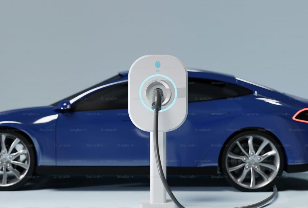 Castellón: Ivace+i destina 7,7 millones en ayudas para 2.000 vehículos eléctricos y puntos de recarga