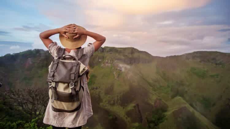 Ganadería y agricultura extensiva, además del ecoturismo, los usos que hacen rentable el bosque y frenan los incendios ofrestales