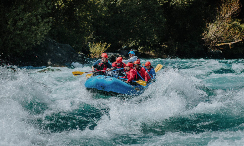 Autoridades y organizaciones descienden el río San Pedro para promover su protección
