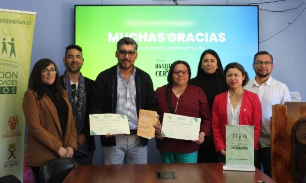 Firman convenio para impulsar gestión Basura Cero en Corral