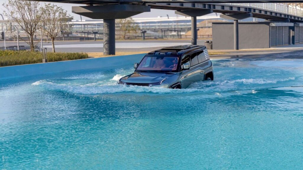 China está en otra dimensión: Ya no desarrolla coches eléctricos, está creando un nuevo futuro para el mundo