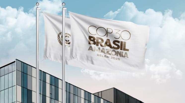 Cómo las negociaciones extendidas de la COP30 se complican tras un incendio y obligan a prolongar la cumbre entre tensiones, desigualdad y presiones globales