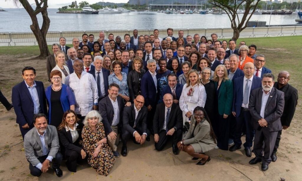 Cuvertino expuso en la Cumbre Global de Estados y Regiones de la COP30