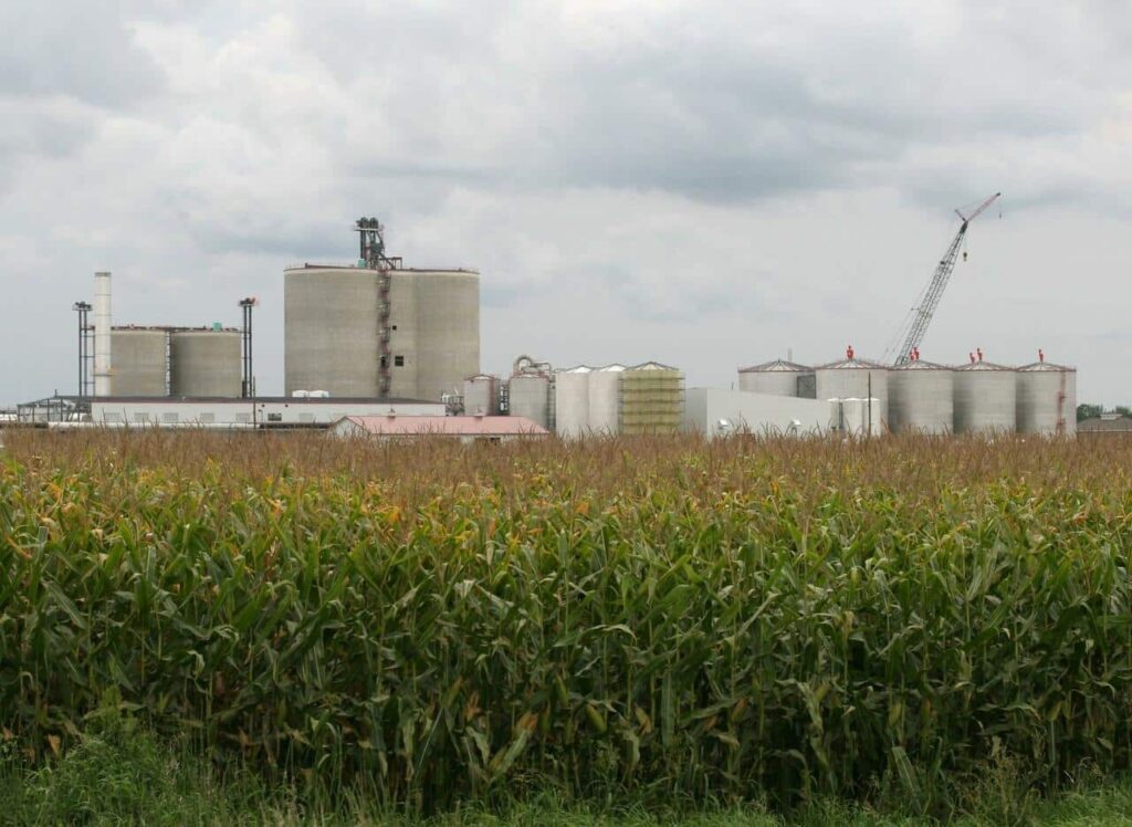 La Comisión Europea impulsa la producción de combustibles sostenibles con una inversión de 100000 millones hasta 2035