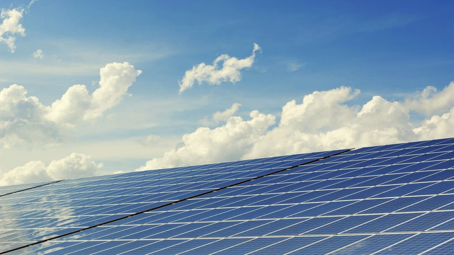 Las deducciones fiscales para el autoconsumo fotovoltaico vuelven en ...