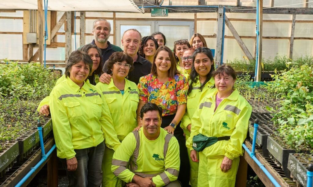 Convenio fortalecerá producción de especies nativas en vivero de Valdivia