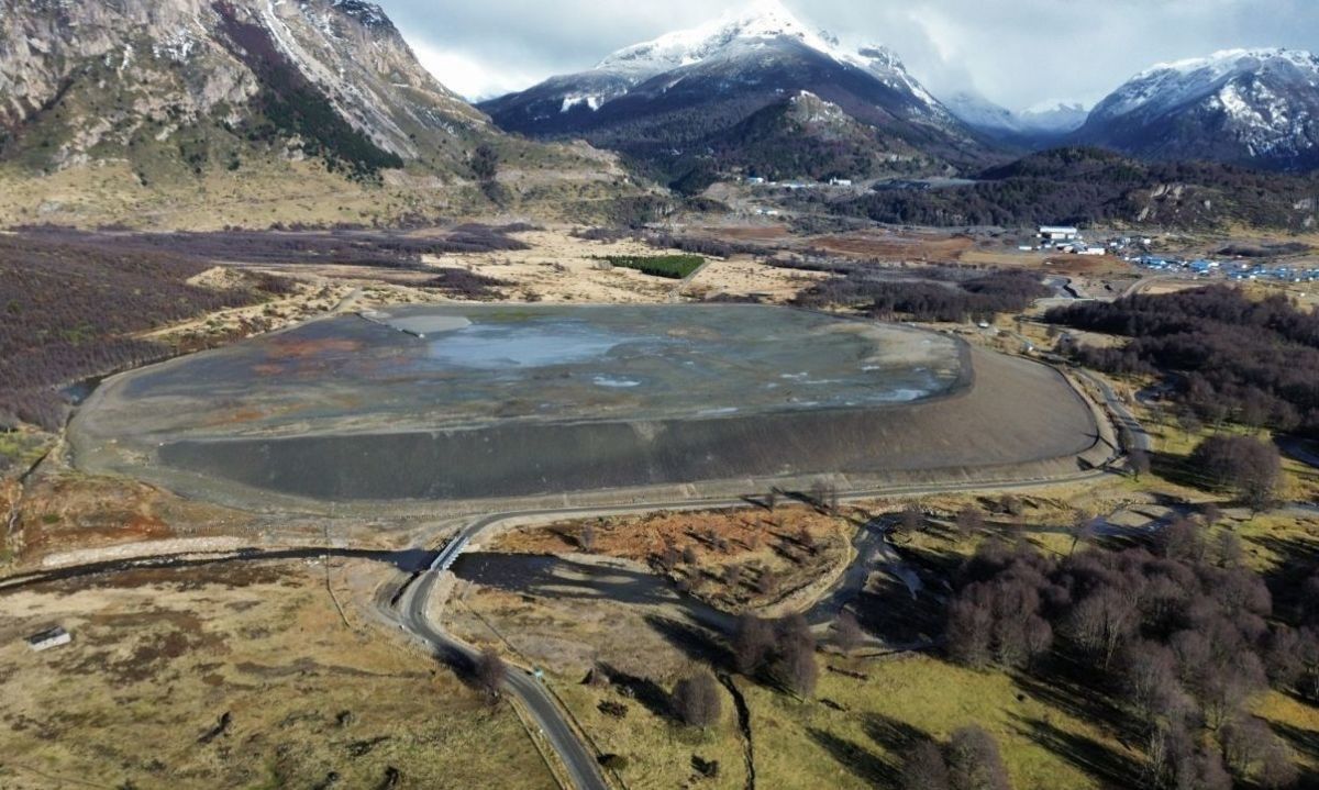 Piden a Contraloría investigar situación ambiental de minera El Toqui