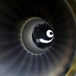 Una niña consigue dar luz a todo un pueblo con una turbina casera que montó sin ayuda y en 7 días