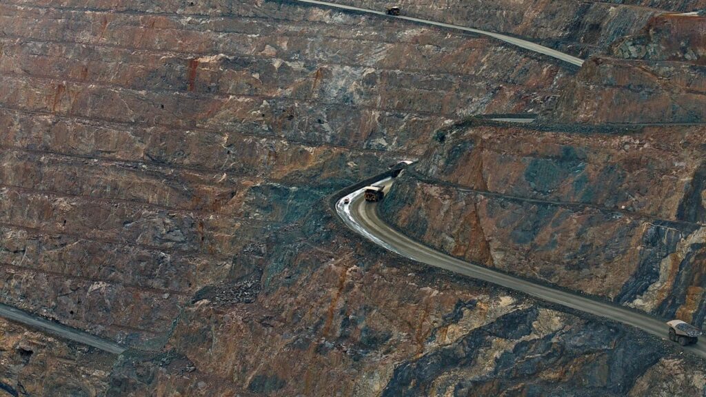 Dependencia de China en tierras raras obliga a invertir 60.000 millones para evitar una crisis tecnológica