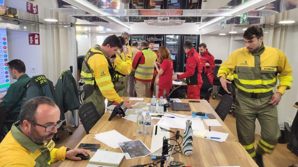 El MITECO refuerza la coordinación frente a incendios forestales con un ejercicio conjunto en la Sierra de Gata entre CCAA