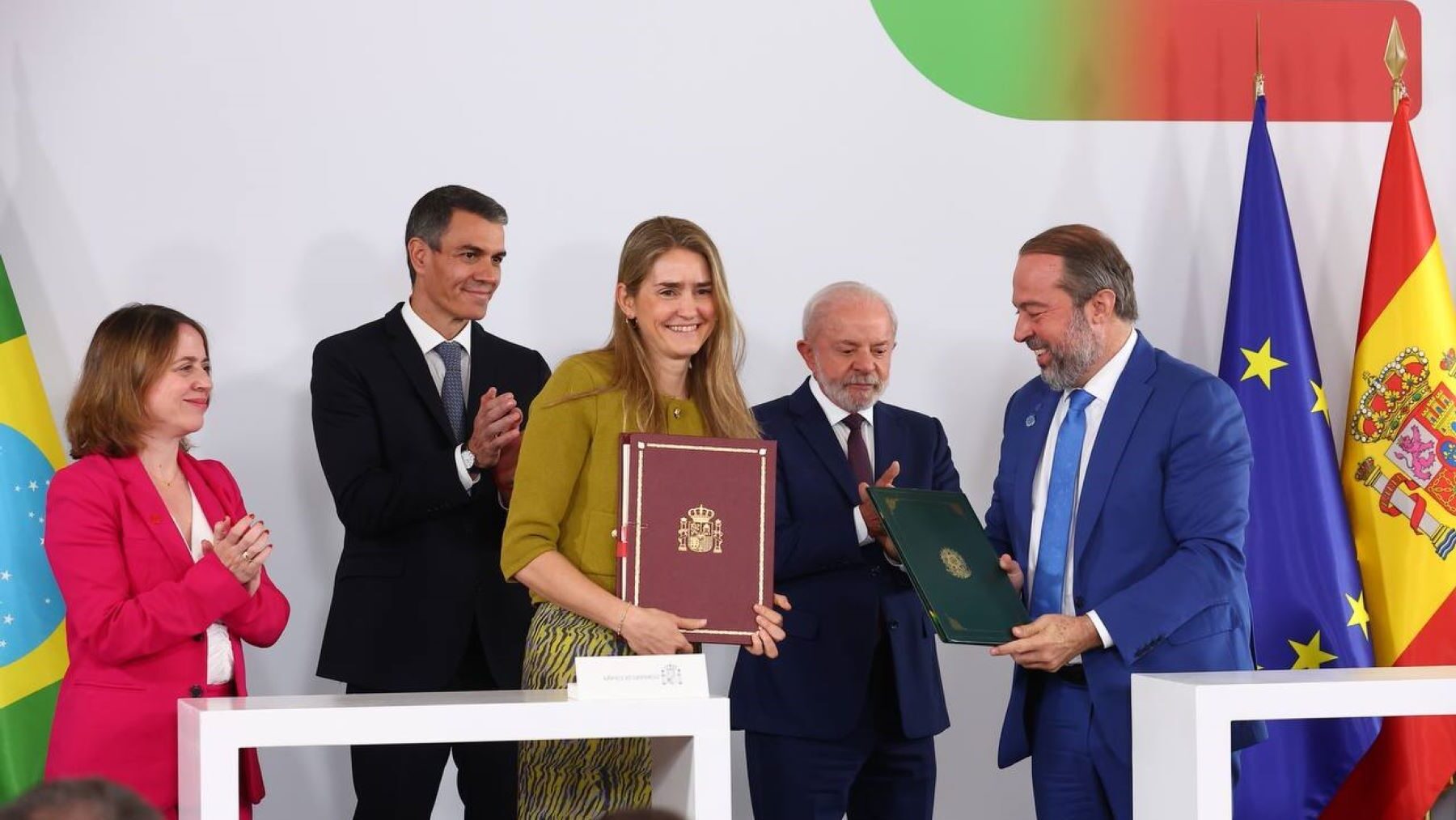 España y Brasil firman un acuerdo sobre minerales fundamentales para reforzar la cooperación estratégica en energías renovables