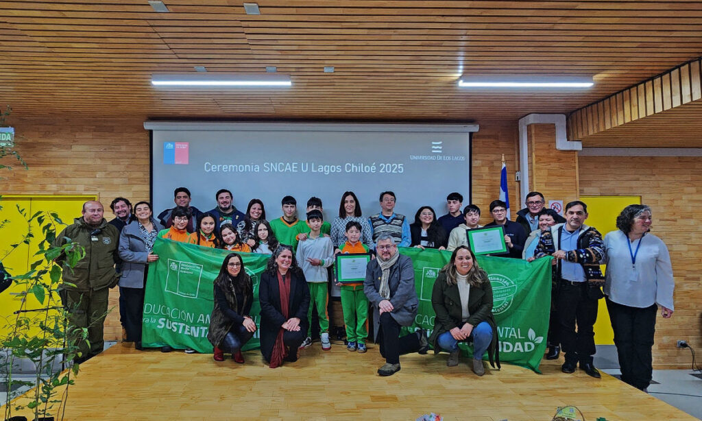 Establecimientos educacionales de Los Lagos avanzan a nueva etapa de certificación ambiental