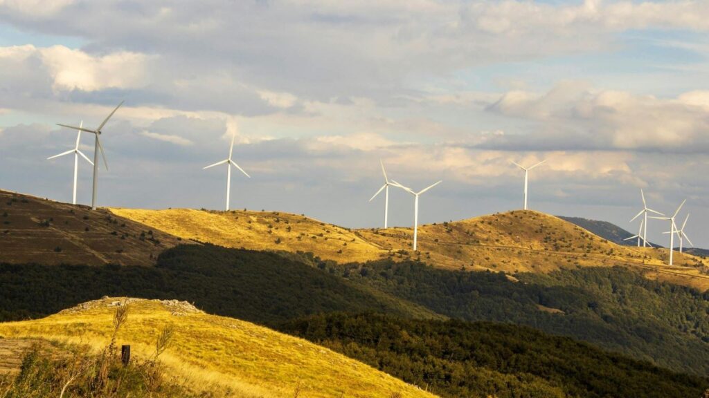 El Gobierno de España impulsa una nueva fase de transición energética y electrificación
