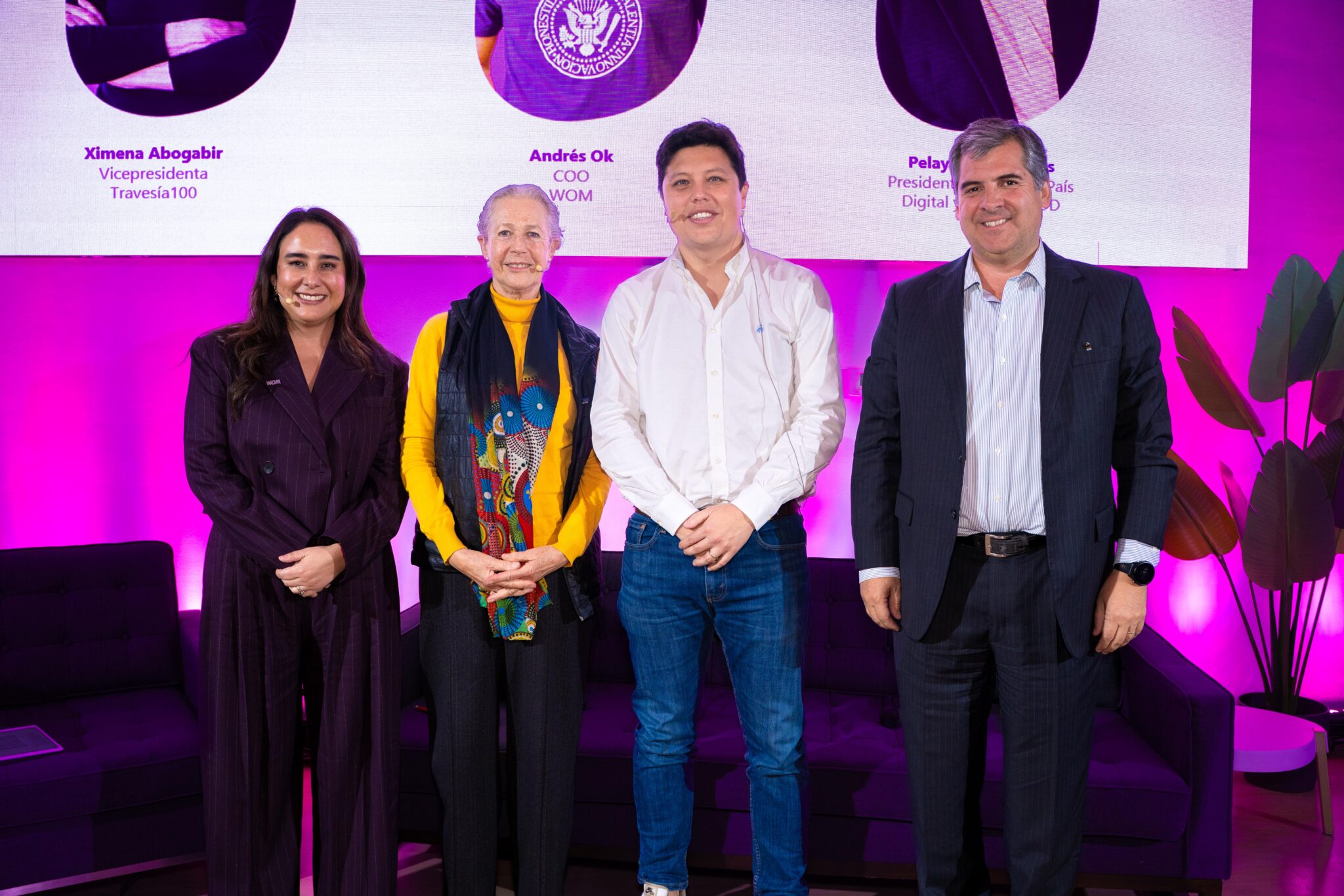 Inclusión digital en Chile: Expertos debaten sobre los desafíos educativos y de género más allá de la infraestructura