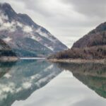 La Diputación de Huesca rechaza las plantas fotovoltaicas flotantes en embalses por su impacto en turismo y paisaje