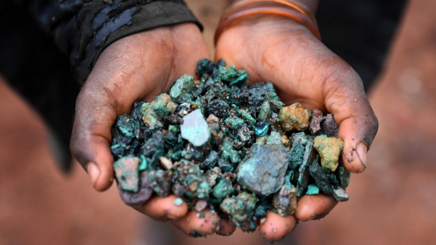 Japón propone una reserva común de minerales críticos y desafía el dominio de China