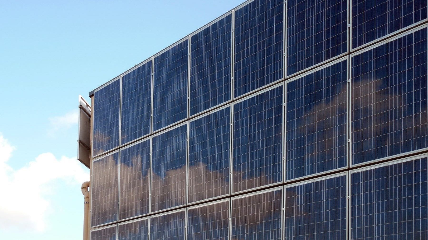 La mayor comunidad energética de Canarias está contra reloj y pide una prórroga