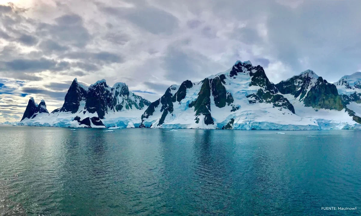 Investigan por primera vez cómo la contaminación lumínica y el calentamiento global afectan la Antártica