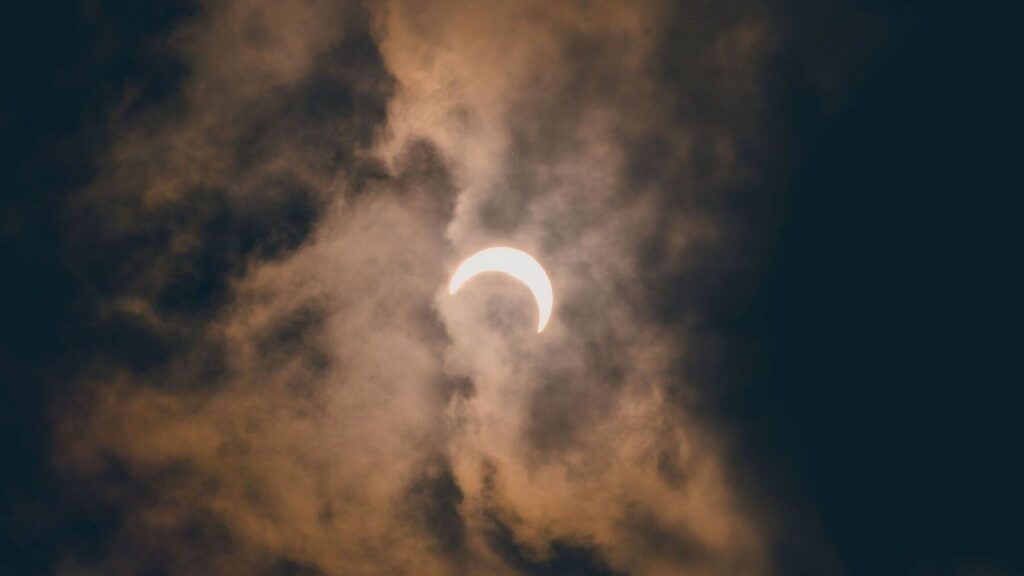El tiempo para ver el eclipse total de sol del 12 de agosto contará con un seguimiento meteorológico especial – ECOticias.com