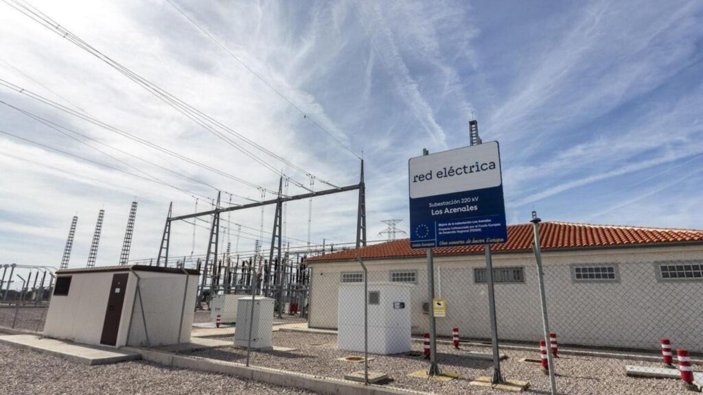 España desperdicia más de 1,1 millones de megavatios hora de energía renovable en junio, seis veces más que hace un año, y ya es el peor dato de la historia