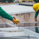 La energía solar en África se dispara: 100.000 paneles al día y un 75 % fuera del radar oficial