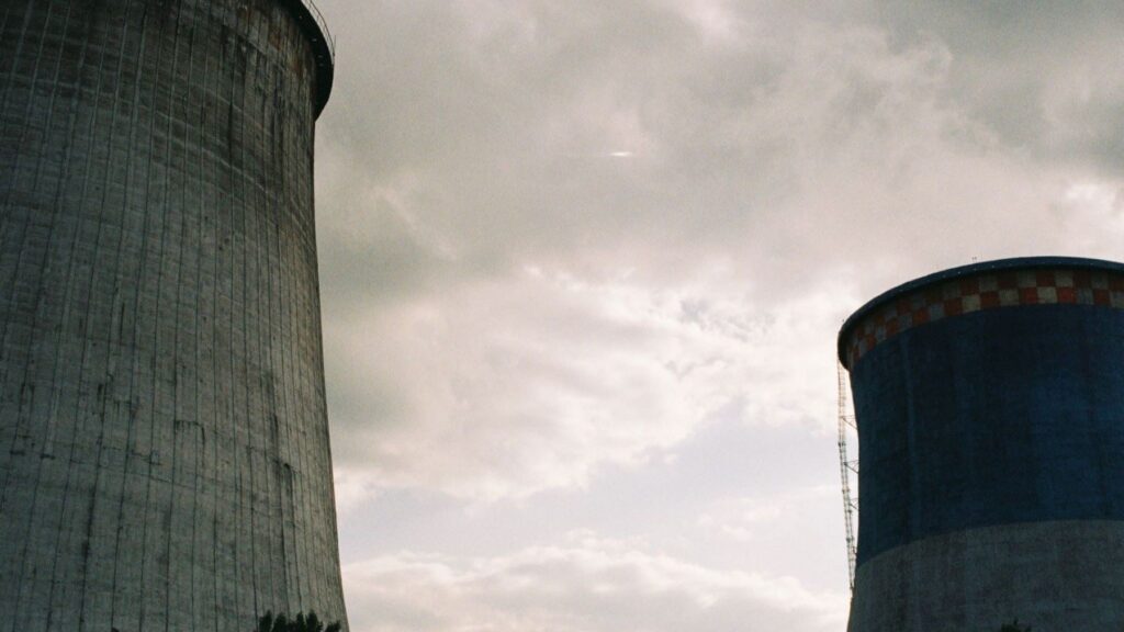 Sumar y Verdes Equo rechazan prorrogar la central nuclear de Almaraz por la crisis de Ormuz – ECOticias.com