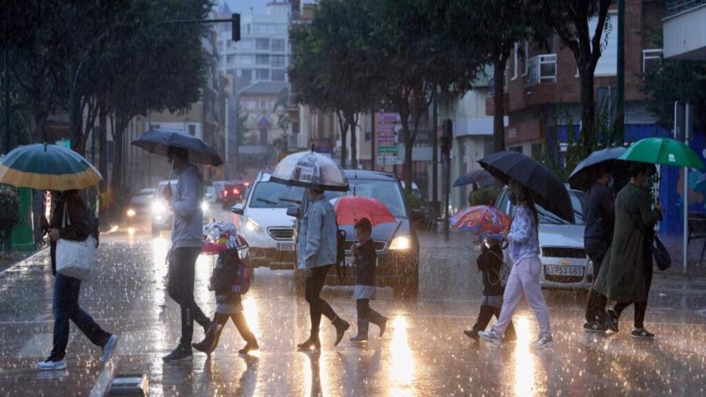 El tiempo hoy lunes 5 de octubre en España: jornada de lluvias intensas, que se convertirán en torrenciales en Girona