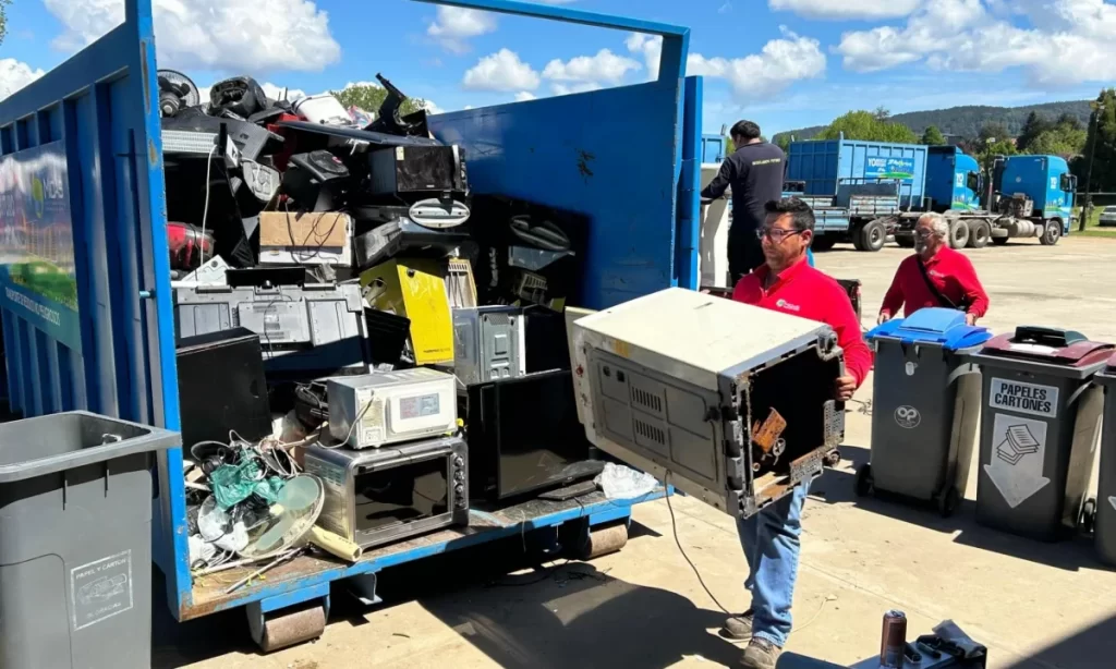 Feria de la Sustentabilidad en Valdivia reúne a 10 mil asistentes y recicla toneladas de residuos