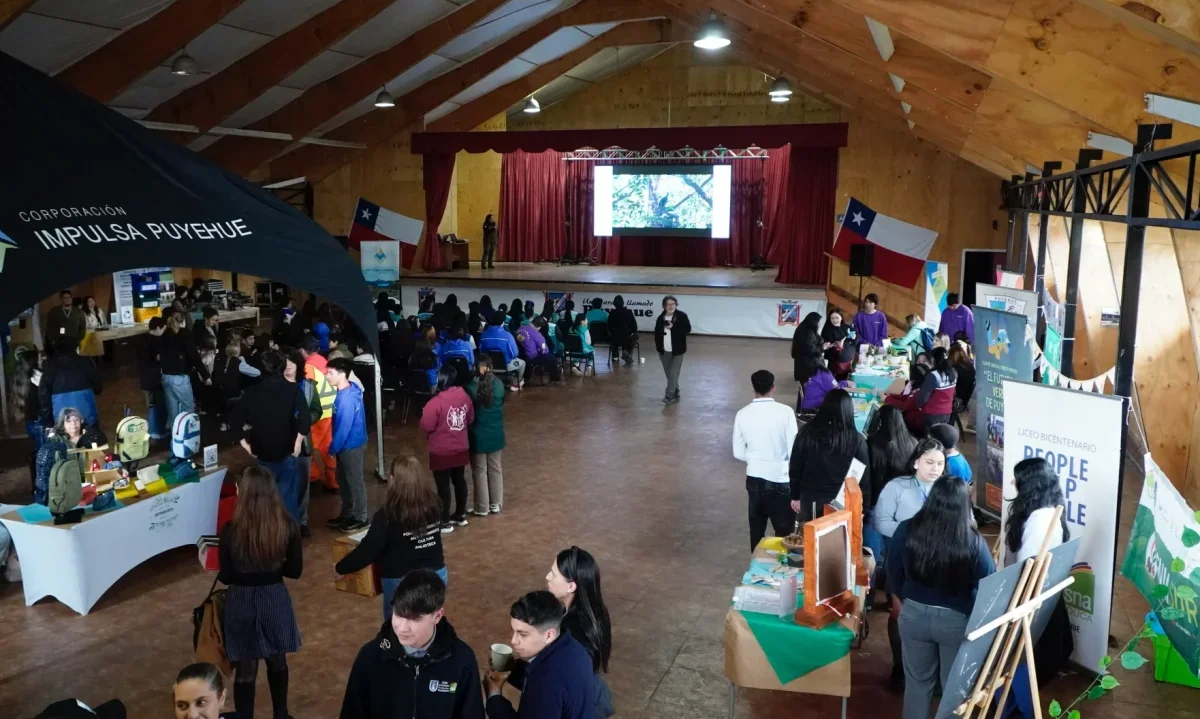 Todo un éxito fue la nueva edición de la Feria y Seminario de Medio Ambiente en Puyehue